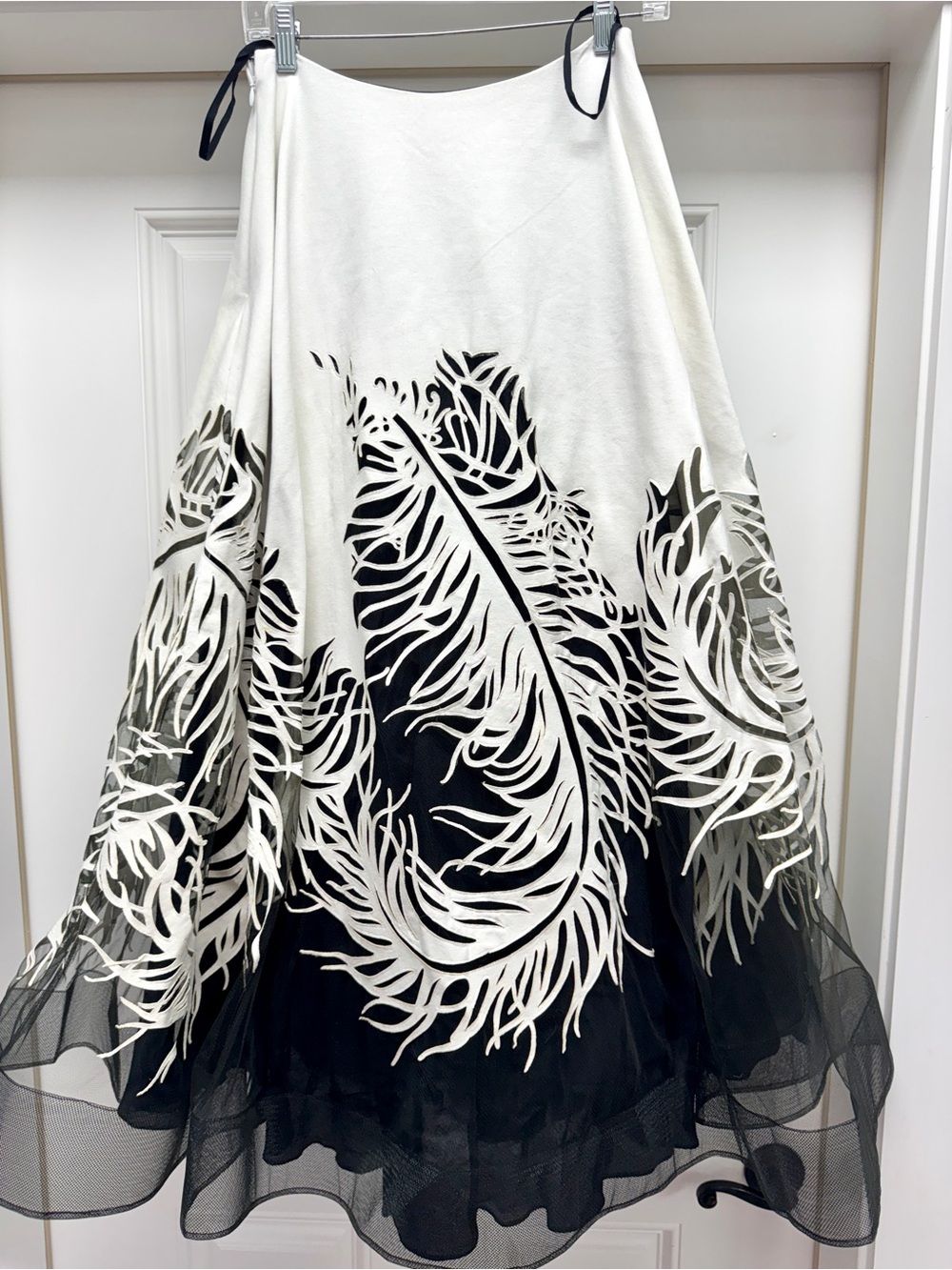 Geisha Designs Feather Tulle Maxi Skirt High Waist A-Line Black White Size XS - Picture 9 of 12